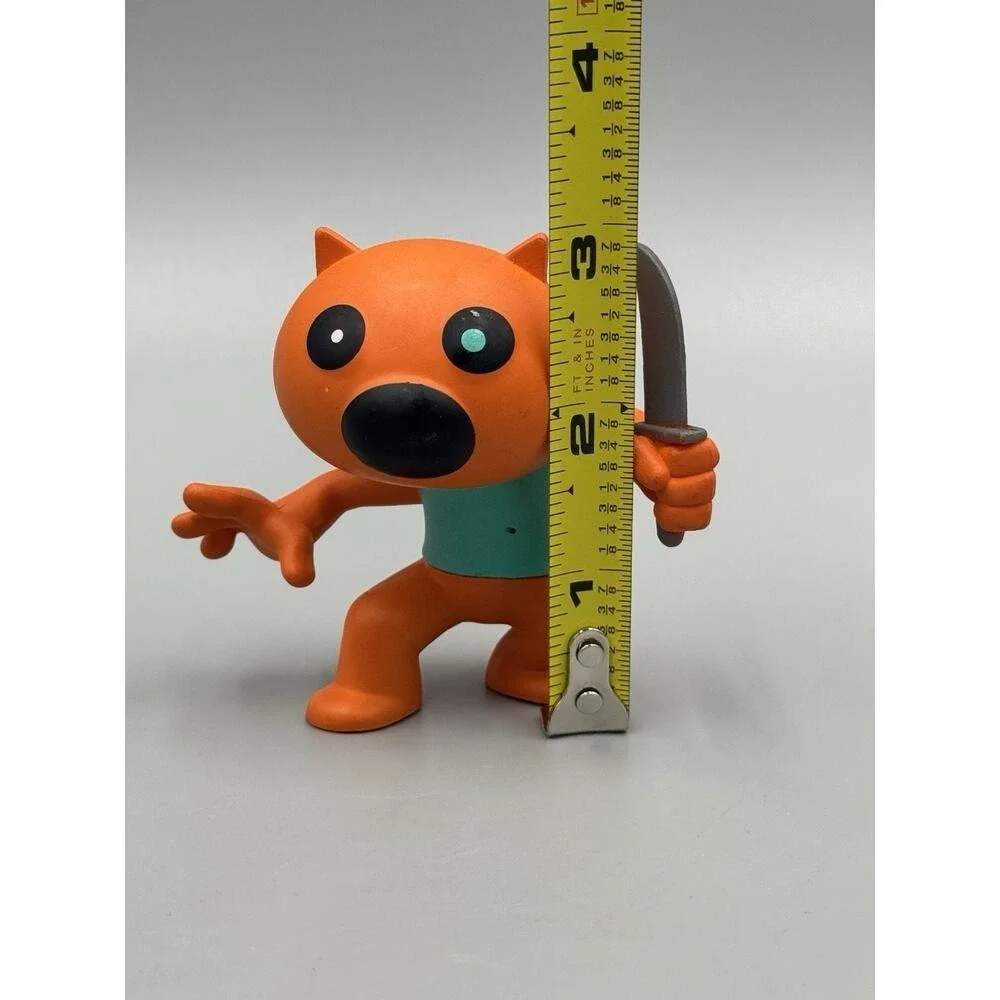 Roblox Piggy Minitoon Collectible Figure Foxy w/ Knife 3